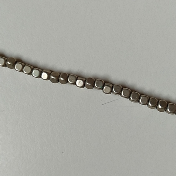 Vintage Kenneth Cole Necklace 16inch long, beautiful in person - Picture 5 of 5